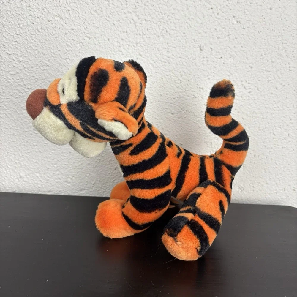 Vintage TIGGER 10